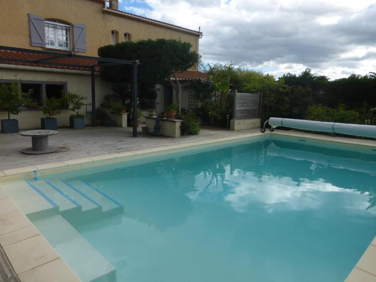 Soleil Lotus Appartement Saint-Hilaire-de-Brethmas Buitenkant foto