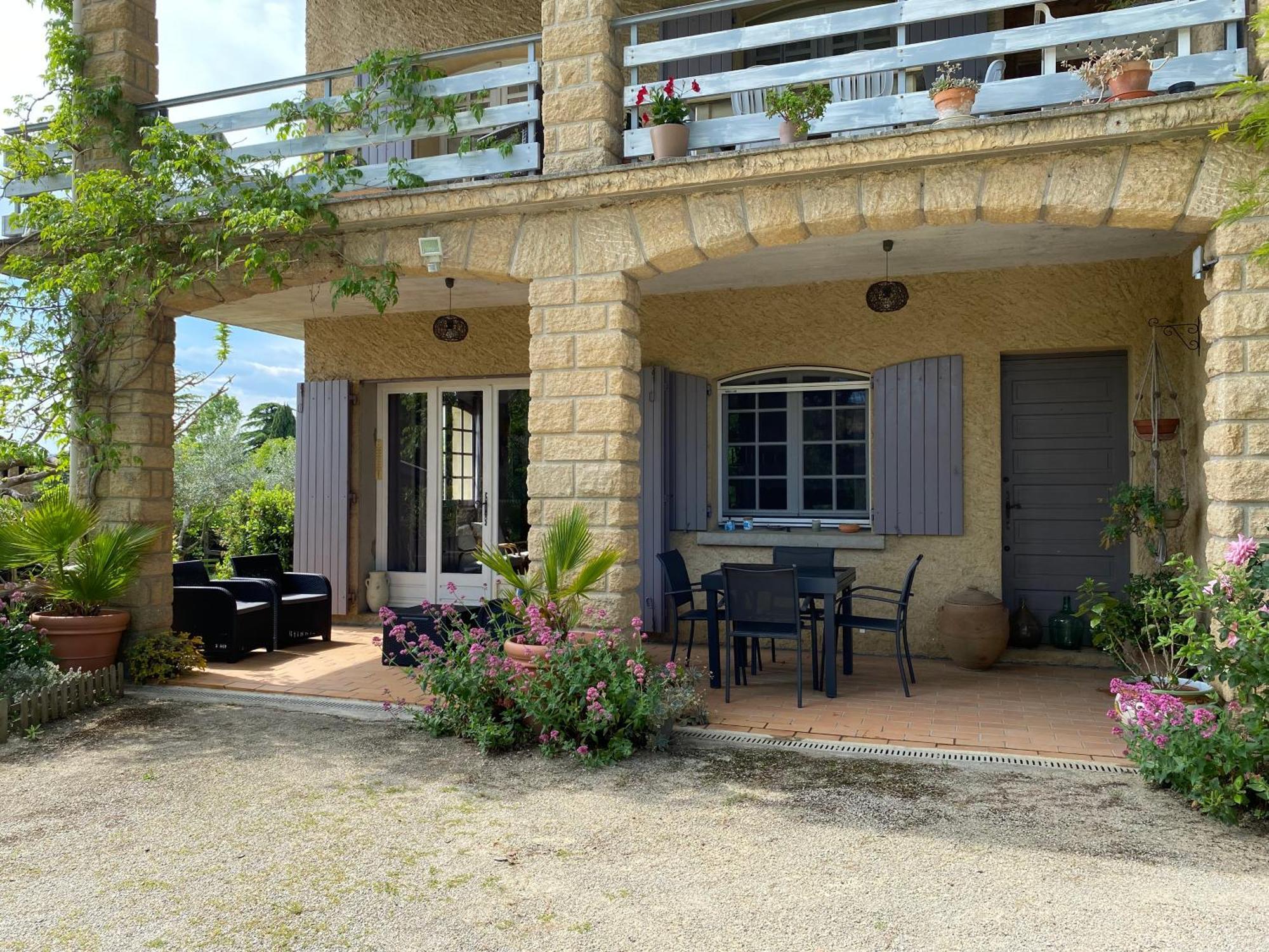 Soleil Lotus Appartement Saint-Hilaire-de-Brethmas Buitenkant foto