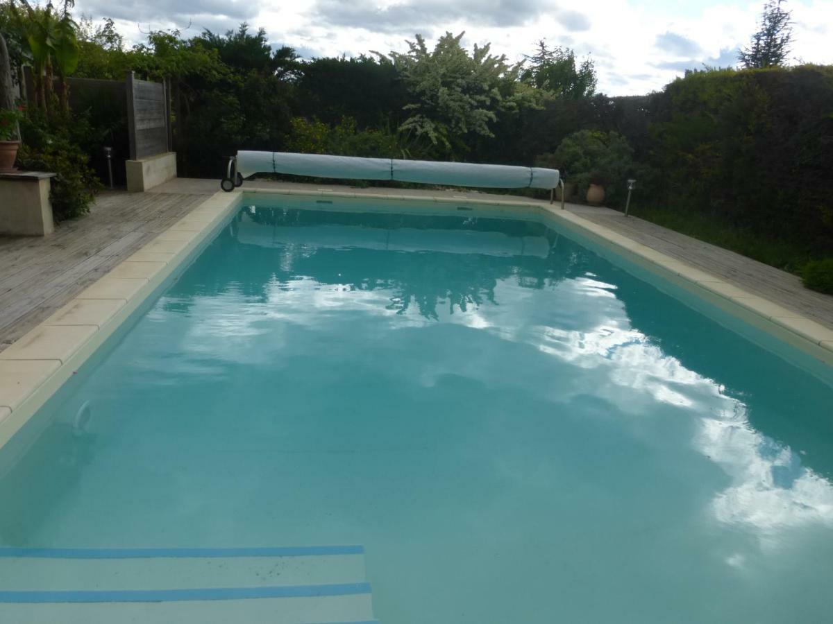 Soleil Lotus Appartement Saint-Hilaire-de-Brethmas Buitenkant foto