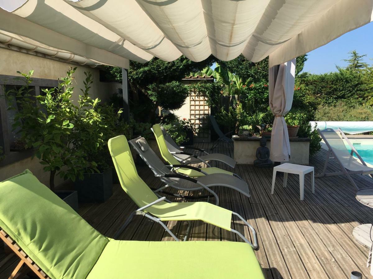 Soleil Lotus Appartement Saint-Hilaire-de-Brethmas Buitenkant foto